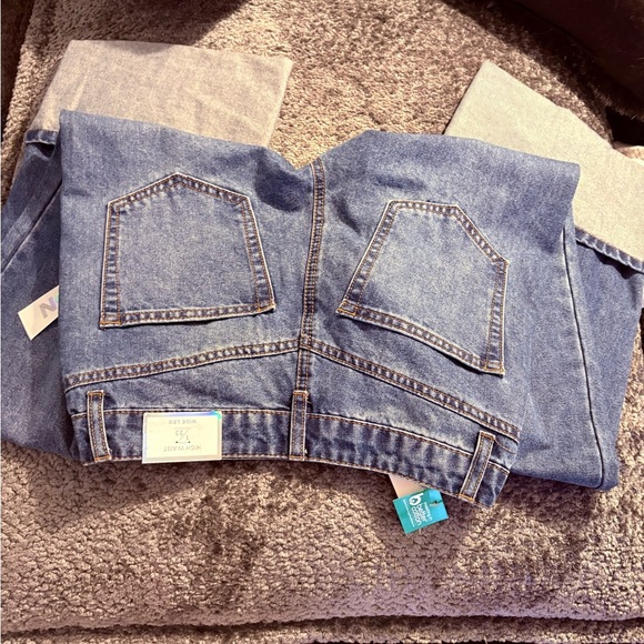 Tinseltown Blue Straight Leg Jeans - Picture 4 of 4